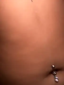 Valentina-gomezz - FUCK ME DOGGY STYLE UNDER THE TABLE😈🥵