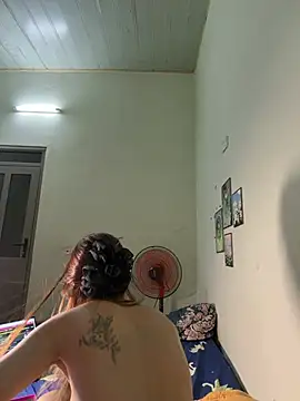 Pu688 - Seasing me wet💦