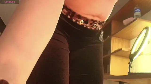 Sheryl_jones - show the open ass