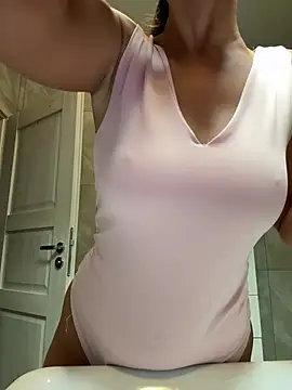 Jennifer11772 - Make me happy+ videos for you