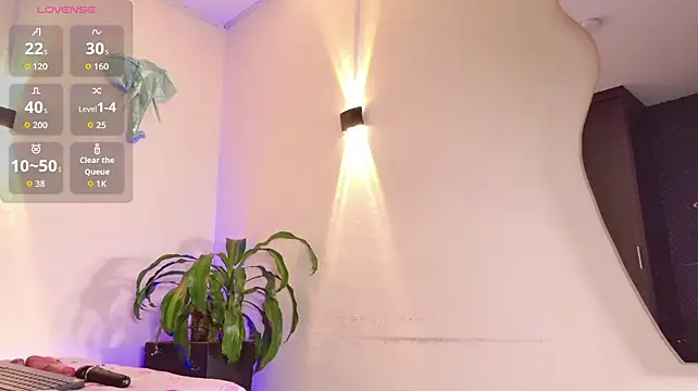 Meetmehere - Fingering my pink and tight pussy✌🌺