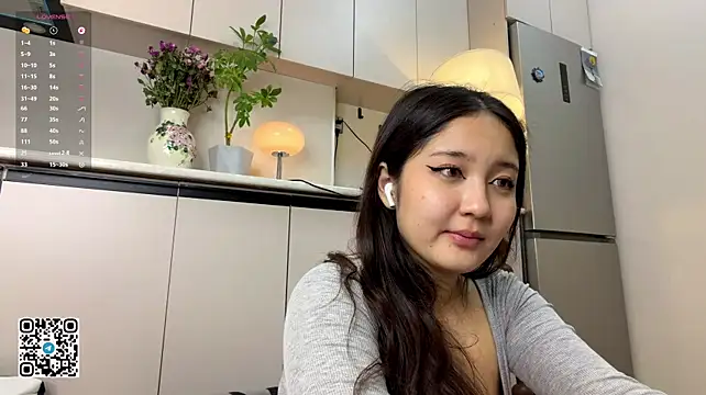 PaulaPeterson - massage boobs