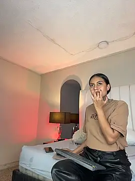 Nicolle_Sweett__ - control luhs 7