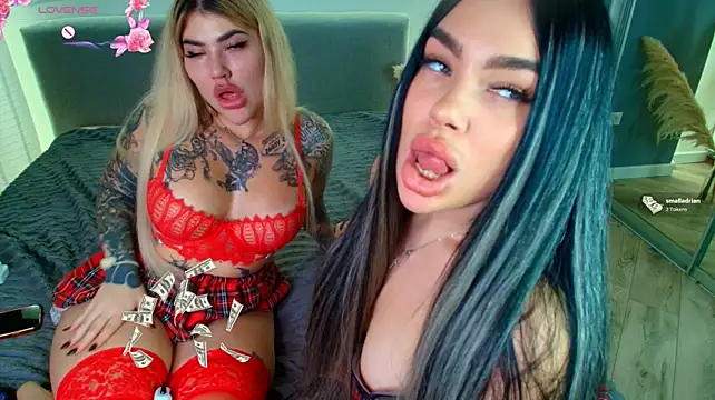 Katerine_Monroe - lick each other's nipples 💘