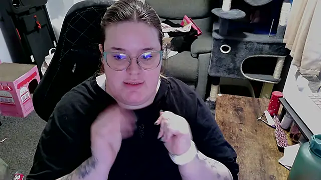 BBW-QUEENIE - POV DILDO BJ
