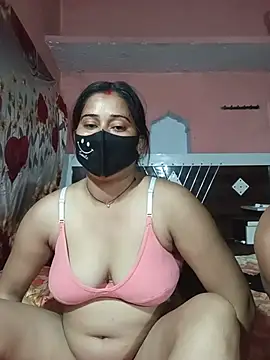 Hot_Indiancpl