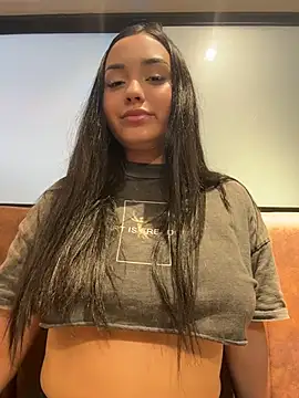 Sara-cherry - SHOW TITS 🍒