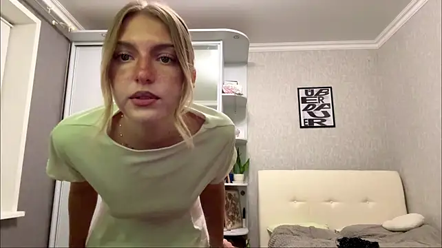 LatishaKrauel - Tease with top and boob