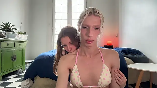 AliceSnowCatt - tease