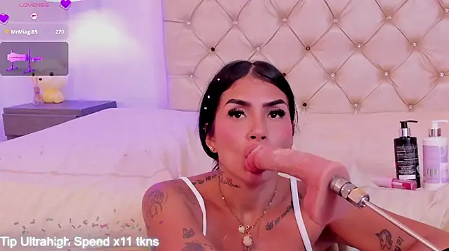 Preetty_Moon - FUCK PUSSY HARD WITH DILDO