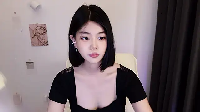 Kitteovo - 诱惑舔肩