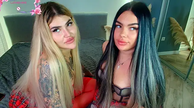 Katerine_Monroe - lick each other's nipples 💘