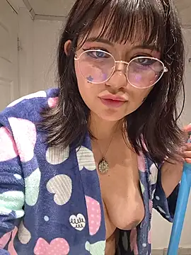 SaraLyynn - Rub your delicious dick on my pussy