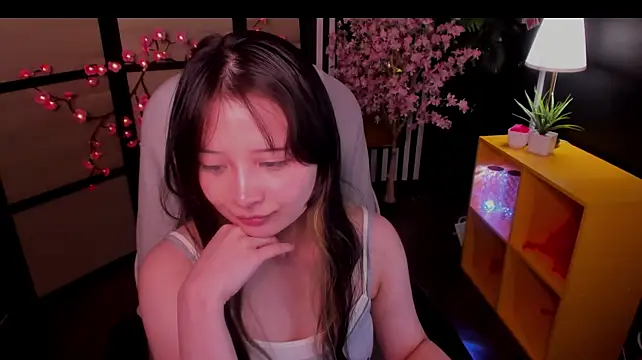May_Ling - make me topless😊
