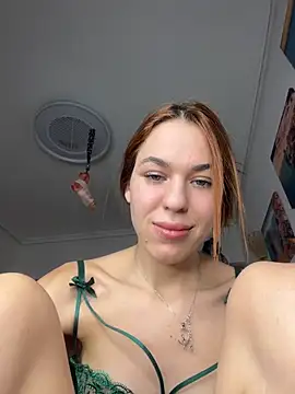 MollyXoXo - oil ass 3 mn lash