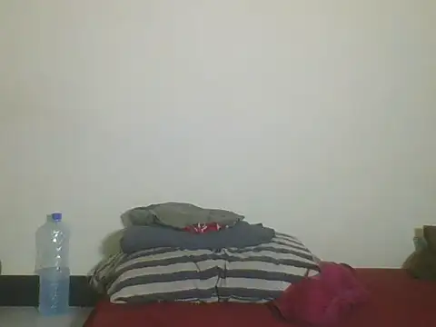 Sweetcamilla21 - Play with my Tits pinch Nipples
