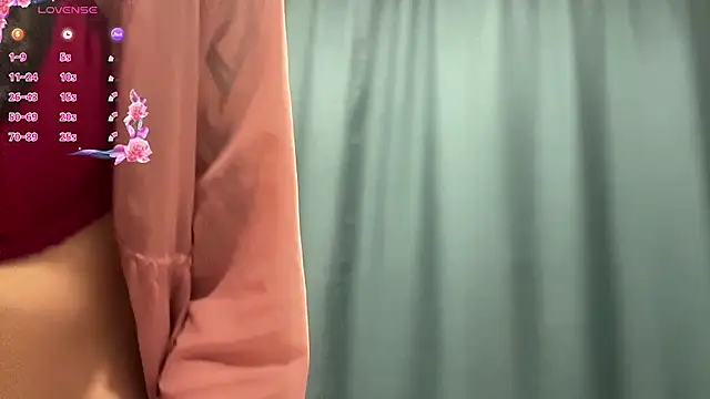 VerniceEngelking - Playful tits ready to bounce 😈🍒💦