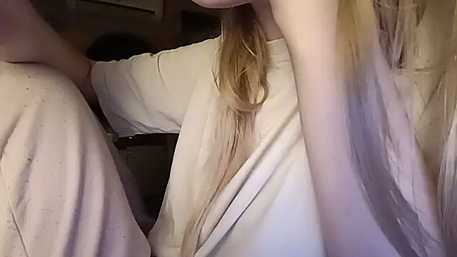 Pinkpinkpinkpinkpinkdoll - open my photoes and videos in my almums)