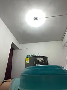 Velvet_Moon - Squirt time