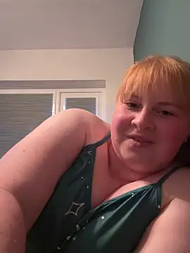 Curvy-GingeXX