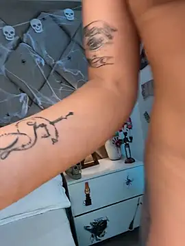 AngelinaDuvall - Anal finger tease close up