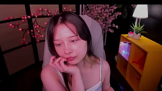 May_Ling - make me topless😊