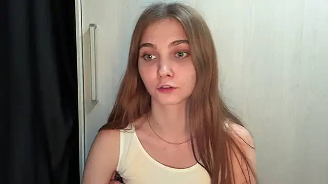 Babysmall_girl - ass tease
