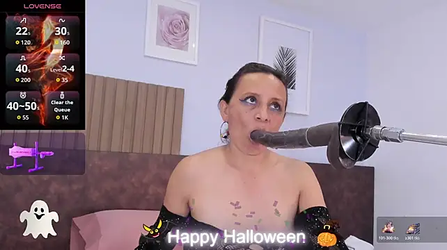 Issys_milf - I AM YOUR QUEEN
