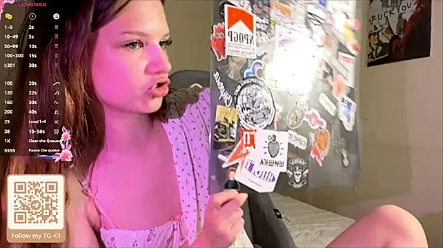 Its_lissa - Naughty hand in my sexy panties