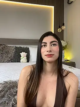 Evelyn_hills