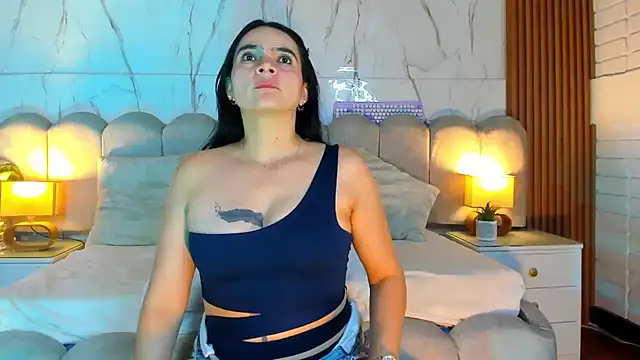 Samantha_Fiire - SUCK DOLL + FINGER ASSDOLL