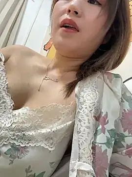 Dian-Sex - 脱掉上衣，柔胸诱惑10分钟