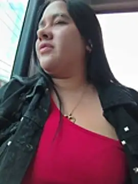 Kendra-daring - I rub my pussy with my tits out
