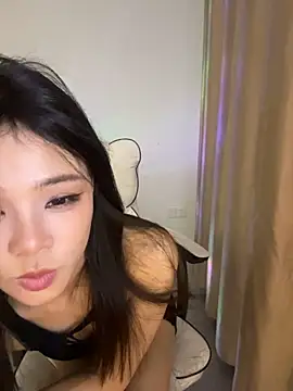 Celine-1010 - 假肉棒摩擦BB三分钟