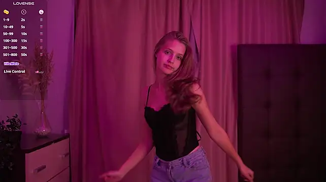 FayeLivingston - slap my ass x10