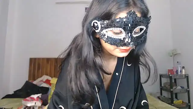 Virgin_Aisha - suck each other's boobs