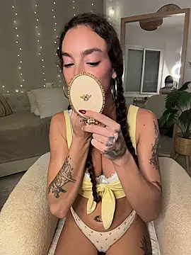 Martyca_Beee - FIST PUSSY