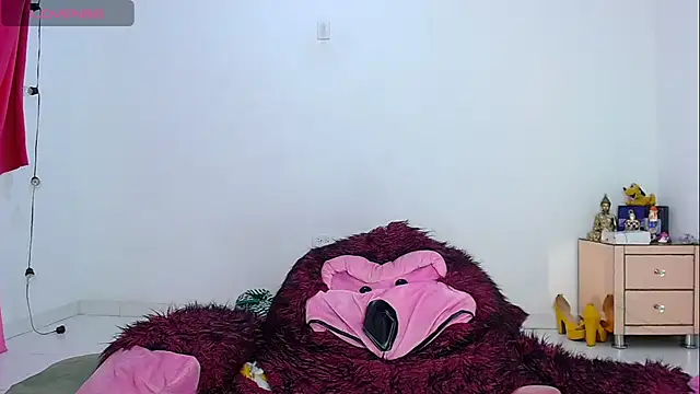 Miaawhithe - Help me, I want to feel his cock💦😈