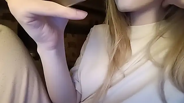 Pinkpinkpinkpinkpinkdoll - open my photoes and videos in my almums)
