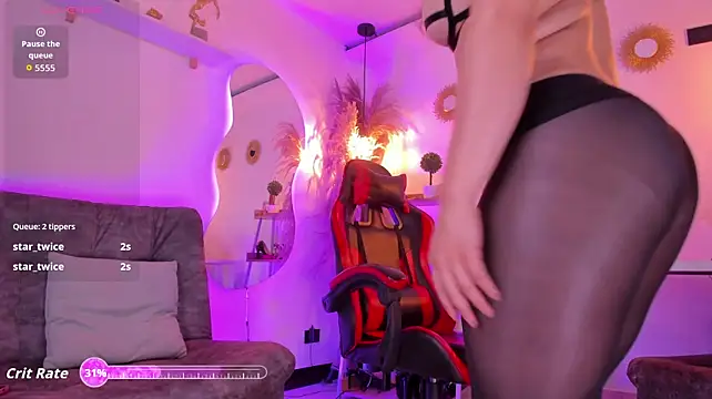_ambarrose - 10 Spanks on my ass + Squeeze my buttock