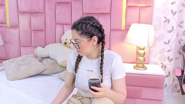 ArianaFranco - Show tongue and face closer 👅