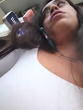MissNyraSecret - Off top in public in store