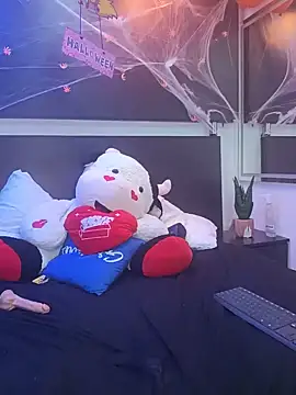 Wife_sexxx - squirt on your face and milk