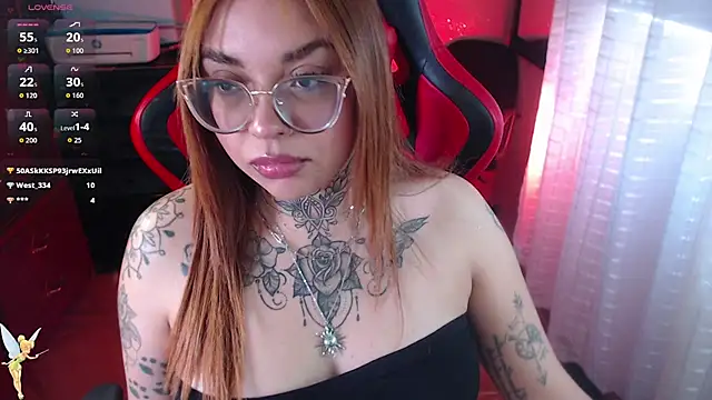 Natyk_m - Remove my short and spank my ass