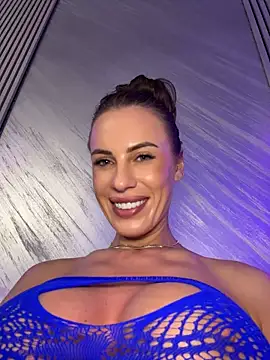 _JessyRey_ - Dildo between my hot boobies 😈 sexy vid
