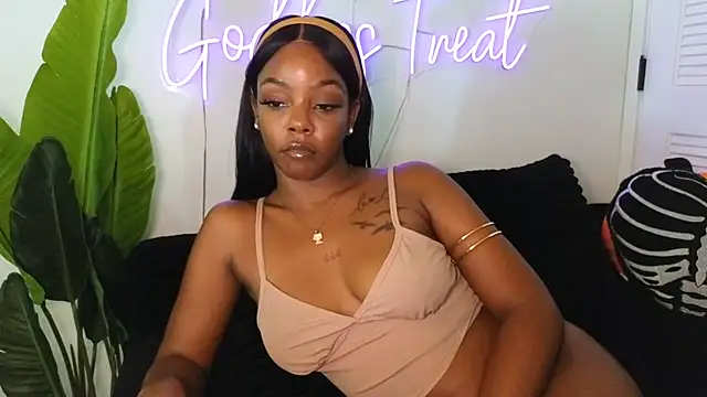 Goddess_treat - POV domi pussy play