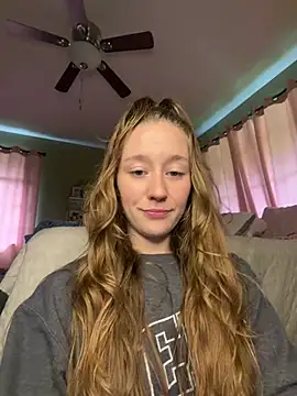 SageMarie555 - 17 booty spanks! 🍑🍑🍑🍑