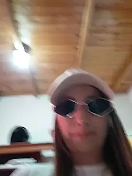 Lipzzy_sun20