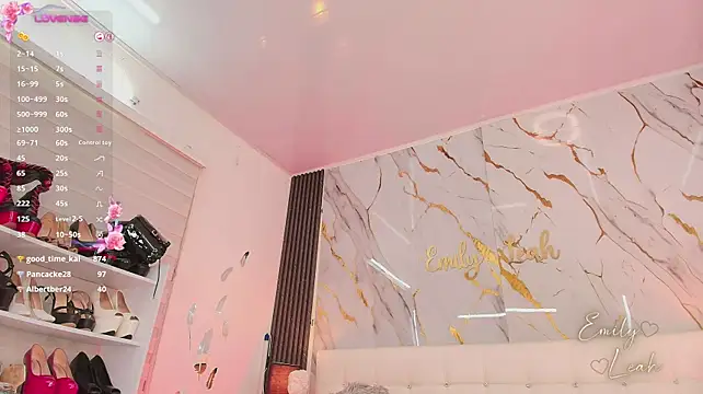 EmilyLeah_ - INTO PLUG KITTY ANAL 😼😸😽