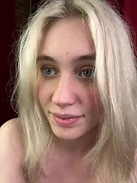 LovelyMiu - tight tight camel toy:)